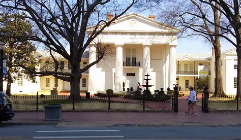 A Haunting in Arkansas: Old State House Museum