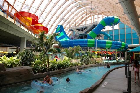 18 Top Indoor Water Park Resorts in the U.S.