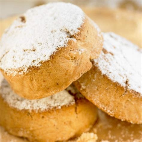 Polvorones Recipe: Delicious Spanish Christmas Cookies