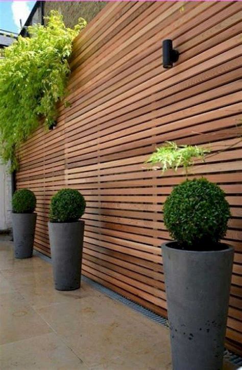 30 Backyard & Garden Fence Decor Ideas - Page 28 of 28 - Gardenholic