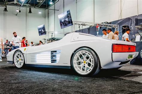 El conceptual Ferrari Testarossa de Gas Monkey Garage en el SEMA