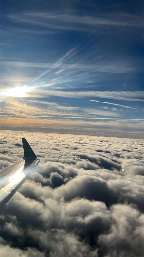 Over the Midwest sky : r/CloudPorn