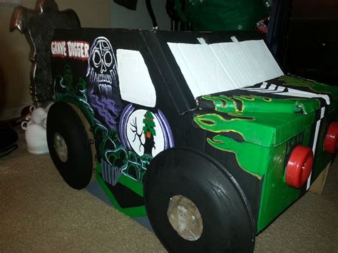 Grave Digger Monster Truck Costume : 12 Steps - Instructables