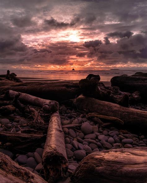 Sunset hike at Ruby Beach - Olympic National Park : r/CampingandHiking