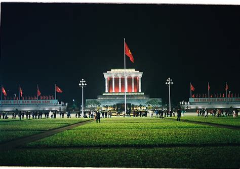 Uncle Ho's mausoleum | thienbinh thienbinh | Flickr