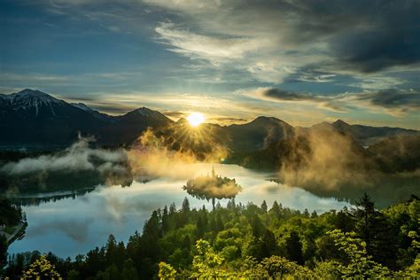 Sunrise Lake Bled Tour | Altitude-Activities.com