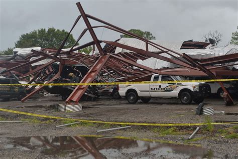 St. Lucie County, Florida, residents endure 3 tornadoes in less than 25 minutes | CNN