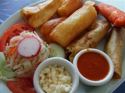 Pin by Raquel Abigail Pereira on DE TODO!!! | Salvadorian food ...