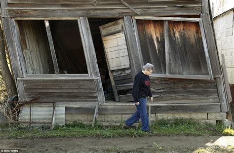 Welcome to Monowi, America's smallest town with 1 resident | Daily Mail Online