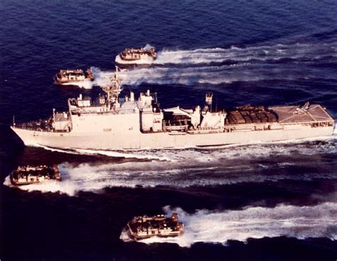 LSD-41 Whidbey Island class - Navy Ships