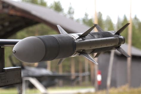 AIM-120 AMRAAM Medium-Range Air-to-Air Missile - MilitaryLeak