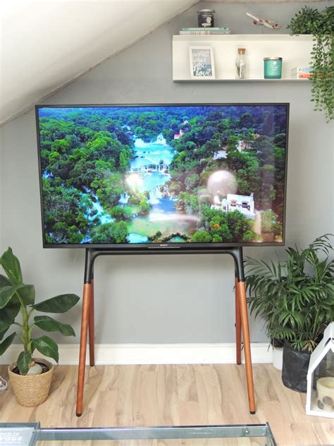 Minimalist TV Stand Review - Stylish Easel TV Stand | In Two Homes