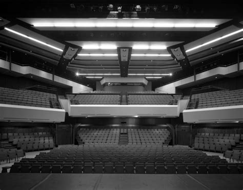 Hexagon, Reading: the theatre auditorium | RIBA pix