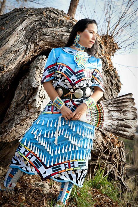 Native american clothing, Native american dress, Native american fashion