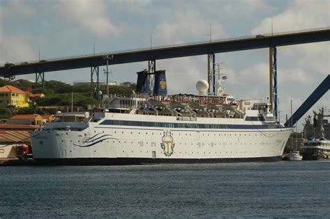 FREEWINDS - IMO 6810811