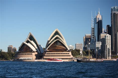 Sydney - City and Suburbs: Sydney Opera House, Sydney skyline
