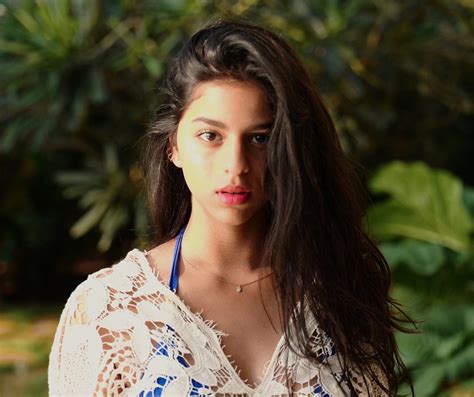 SRK's female version? Fans troll Suhana Khan for looking like her dad in new pic - OrissaPOST