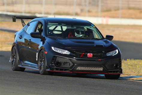 Honda's Civic Type R TC race car is just right, even if it's $90K - CNET