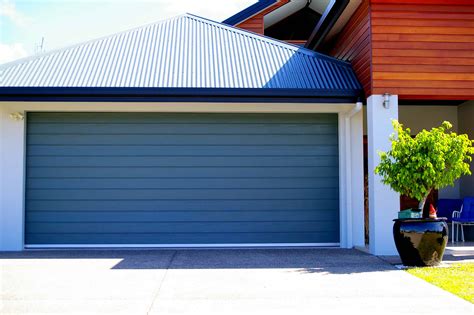 The Steel-Line Sectional Garage Door Range | Best Doors