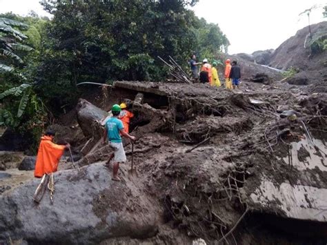 4 dead, 19 missing in landslide-hit buildings in Philippines | CTV News