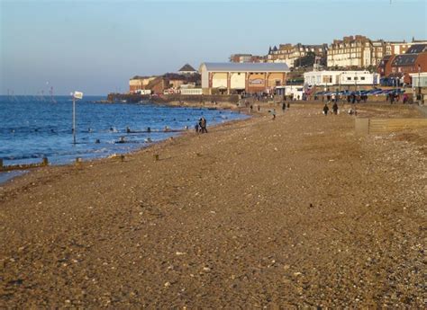 Hunstanton Beach - Norfolk | UK Beach Guide