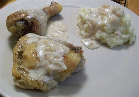 Elizabeth's Cooking Experiments: Chicken in Whiskey Cream Sauce