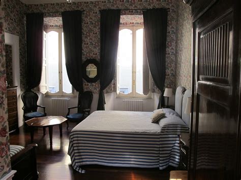 RELAIS TEATRO ARGENTINA $113 ($̶1̶3̶2̶) - Updated 2022 Prices & Hotel Reviews - Rome, Italy