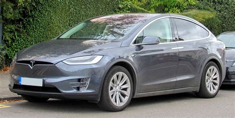 Tesla Model X - Wikipedia