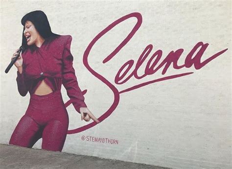 Selena Quintanilla🕊 on Instagram: “Mural in Dallas, Texas by Jeremy ...