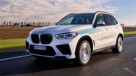 BMW iX5 Hydrogen pilot fleet launches, enters service in 2023