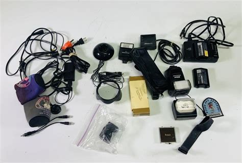 Nikon Camera accessories lot | Live and Online Auctions on HiBid.com