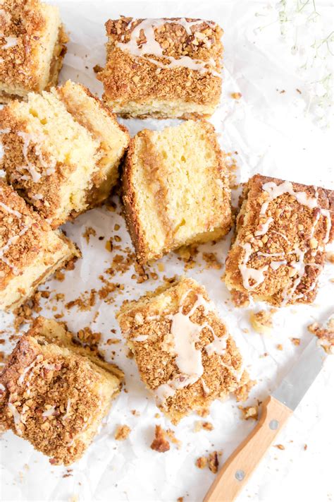 Apple Pie Coffee Cake with Cinnamon Pecan Streusel - Bakers Table