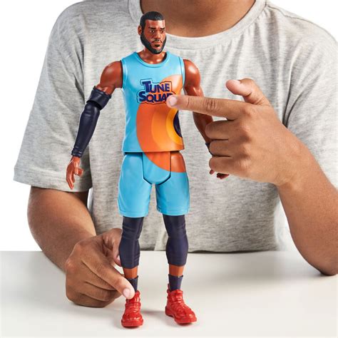 Space Jam: A New Legacy S1 Deluxe Lebron | Toys R Us Canada