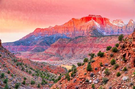 The Ultimate Zion Packing List: What to Pack for Zion National Park