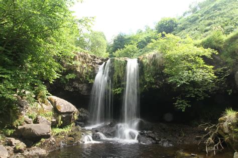 Campsie Glen Waterfall / We were back in the Campsies today. We came across this ... - Ani Engkin