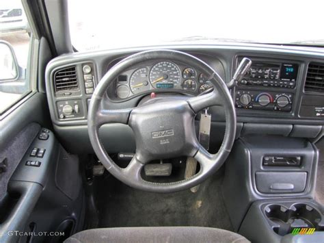 2002 GMC Sierra 1500 Extended Cab 4x4 Dashboard Photos | GTCarLot.com