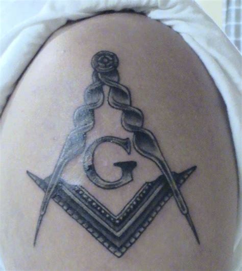 De 25+ bedste idéer inden for Freemason tattoo på Pinterest