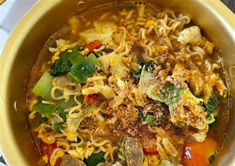 Resep Indomie Rebus Sayur oleh Selma Lady Diana - Cookpad