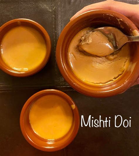 Bong Mom's CookBook: Kolkata Mishti Doi -- Bengali sweet yogurt