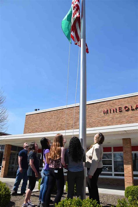 Mineola is First New York School to Track Air Quality With Special Program | Mineola, NY Patch