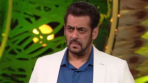 Bigg Boss 15 host Salman Khan BASHES contestants for breaking mutual trust in relationships ...