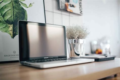 silver acer laptop, wooden, desk, green, plant, pencils, Silver, Acer | Piqsels