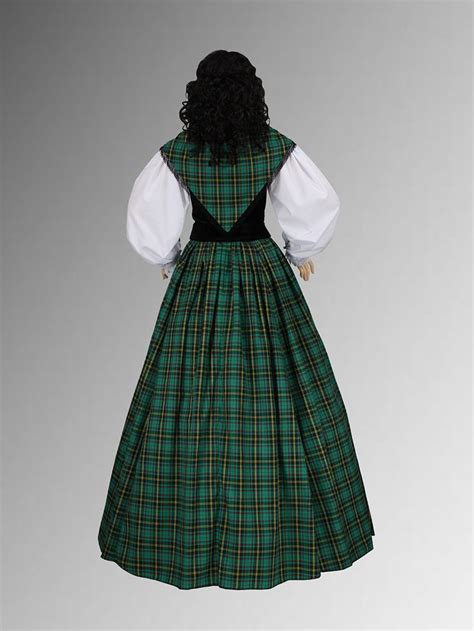 Traditional Scottish Tartan Dress Ensemble No. 1 Green - 169.00 USD - Medieval and Renaissance ...