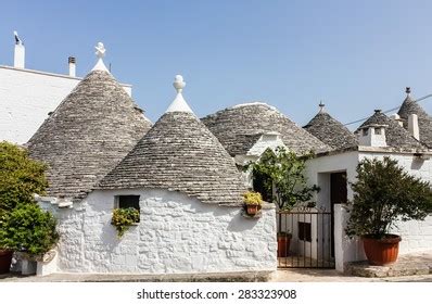 11,119 Trulli houses Images, Stock Photos & Vectors | Shutterstock