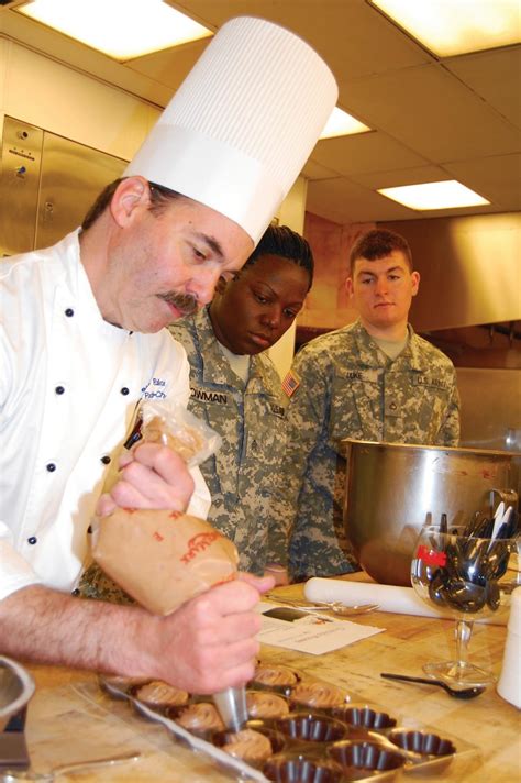 Connelly recipients get chef training | Article | The United States Army