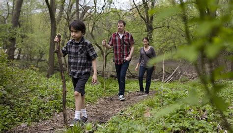 Hiking, Walking & Running - Forest Preserves of Cook County