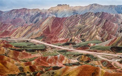 China's Zhangye Danxia Geopark Is A Psychedelic Geological Dream