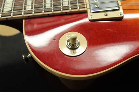 2013 Gibson Les Paul Traditional Cherry Sunburst | Guitar Chimp