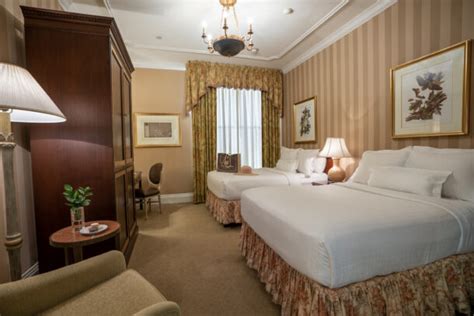 Luxury New Orleans Hotel Rooms in the French Quarter