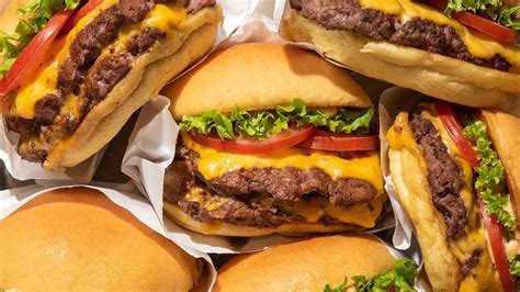 Popular burger chain Shake Shack is finally coming to Toronto